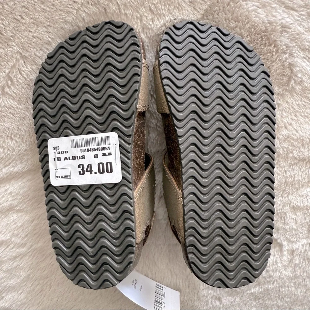NWT Carters Aldus brown sandals size 8 toddler